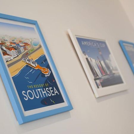 Air Maison - Stunning Beach Front Apartment Πόρτσμουθ Εξωτερικό φωτογραφία